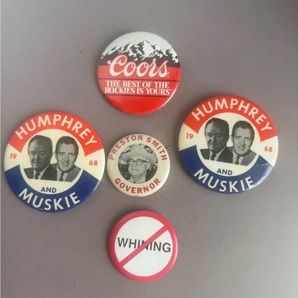 Other - Vintage Political and Coors Button Set